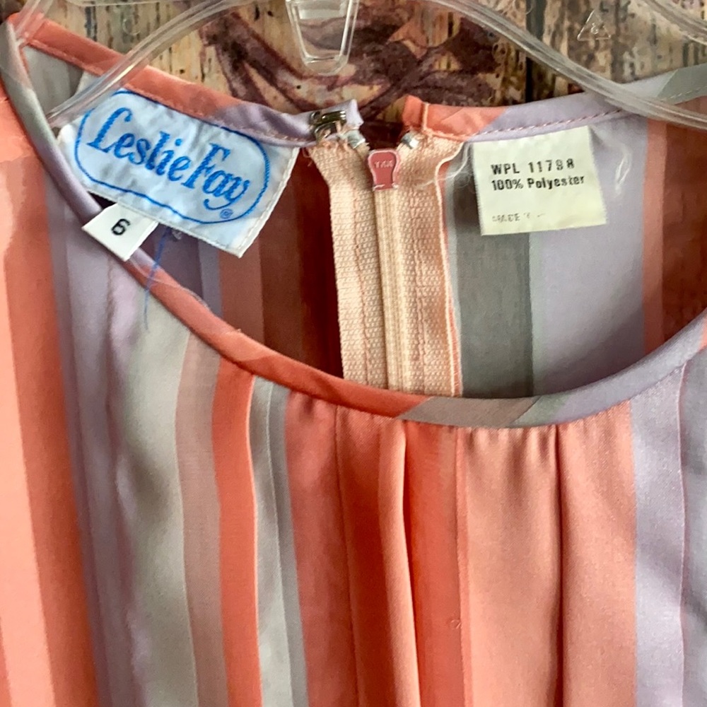 60s 70s Vintage Leslie Fay Silky Ls Stripe Belted… - image 4